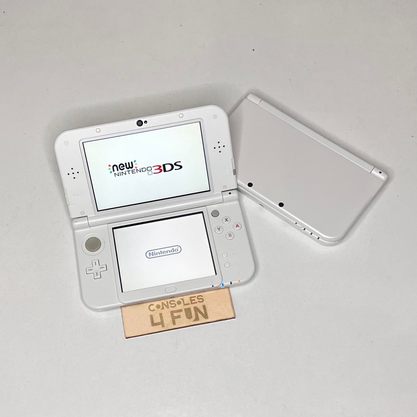Nueva Nintendo 3DS XL con juegos