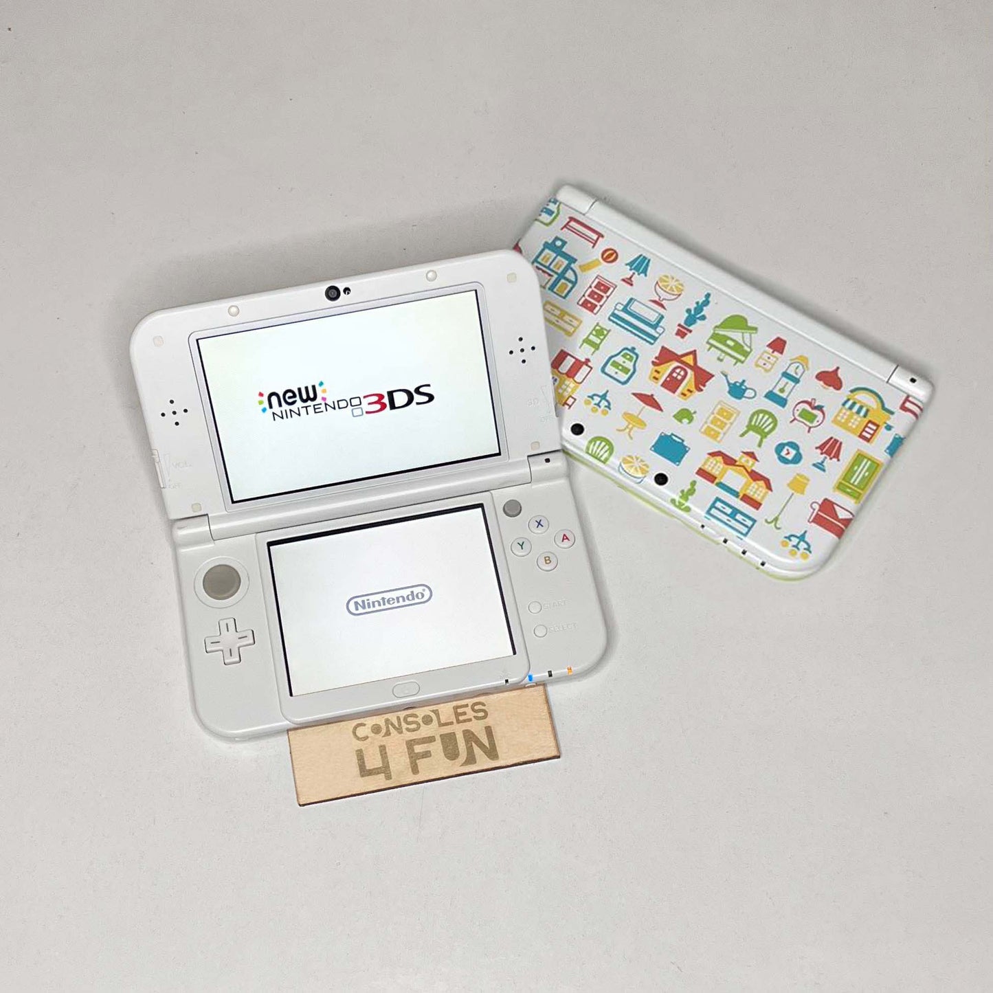 Neuer Nintendo 3DS XL mit Spielen