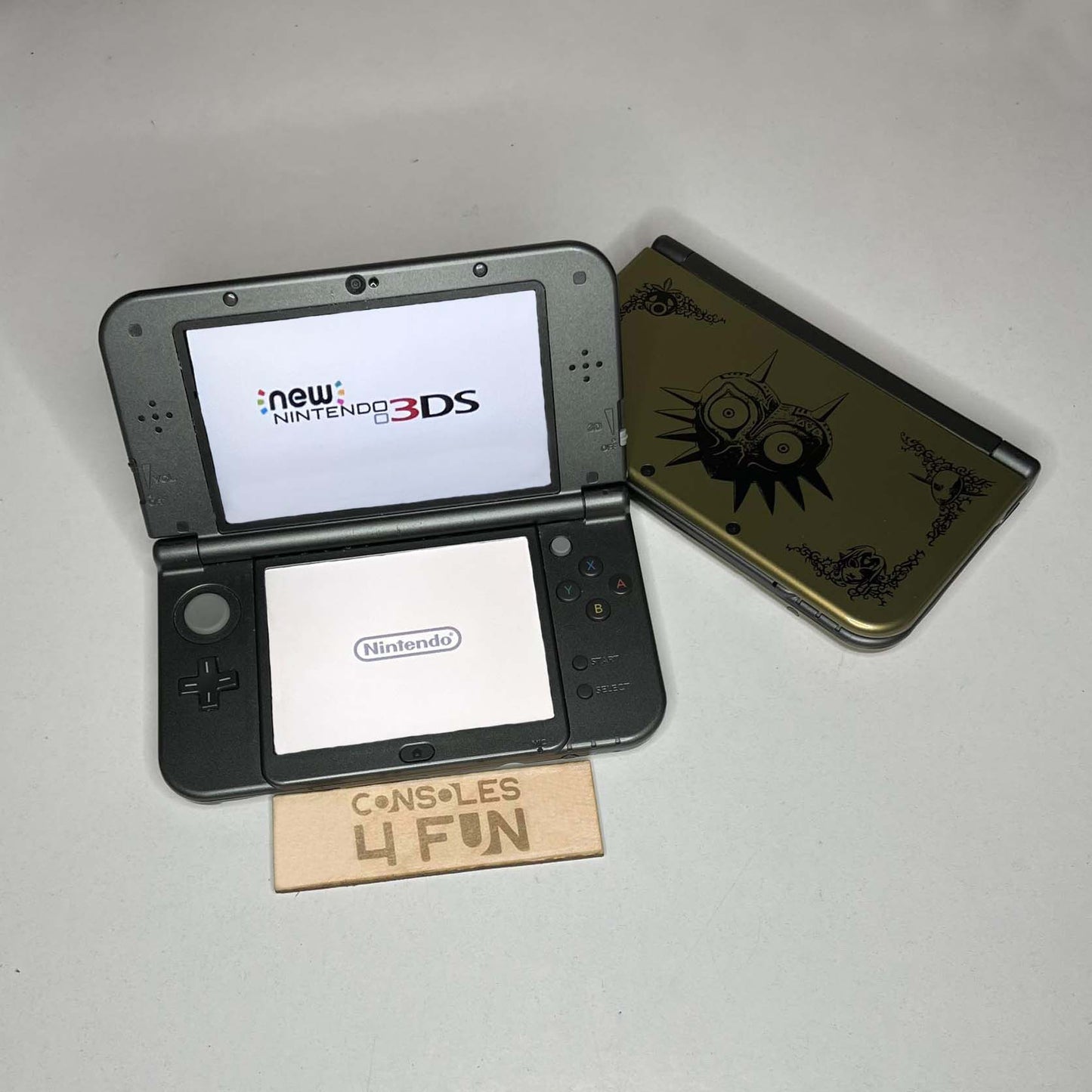 New Nintendo 3DS XL with Games