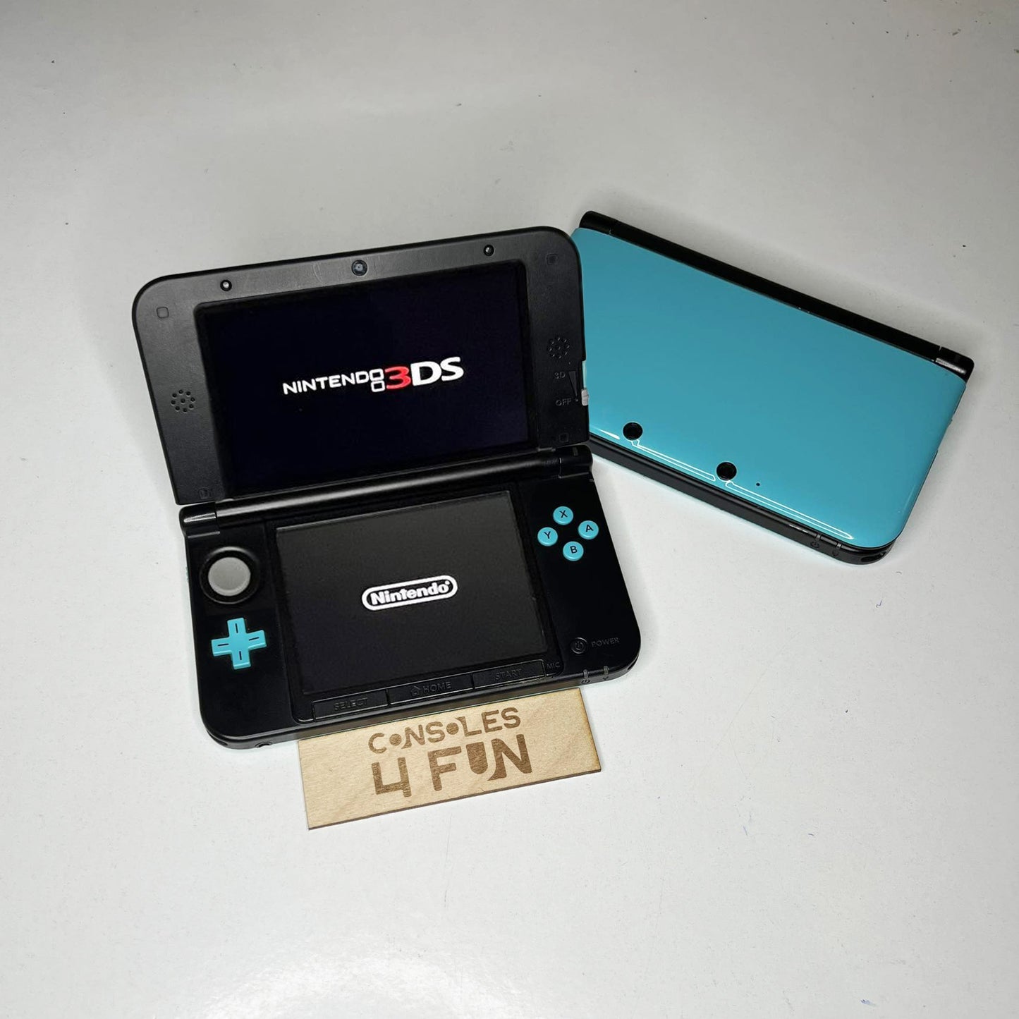 Nintendo 3DS XL con juegos